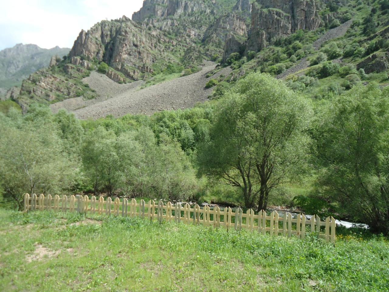 The River House Yeghegis Yekhegis Exterior foto
